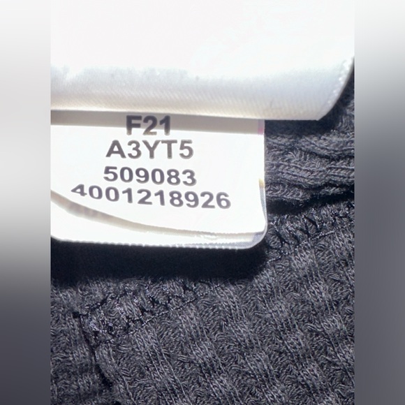 The North Face Women’s Long Sleeve Chabot Crew in Small in TNF Black - Picture 15 of 16